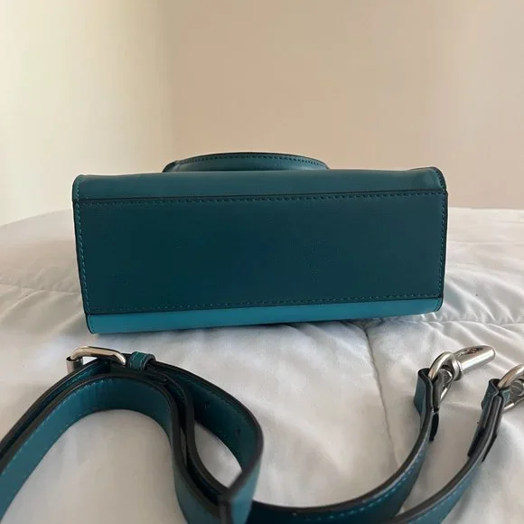 Blue Echo 1 Satchel - Picture 3 of 5